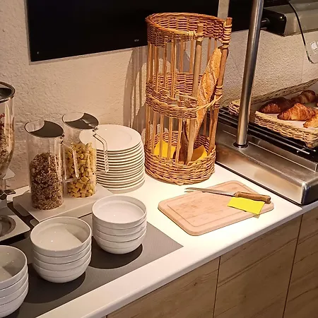 Hotel Brit Caen Hérouville-Saint-Clair