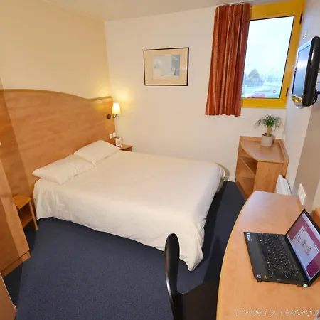 فندق Brit Caen 3*